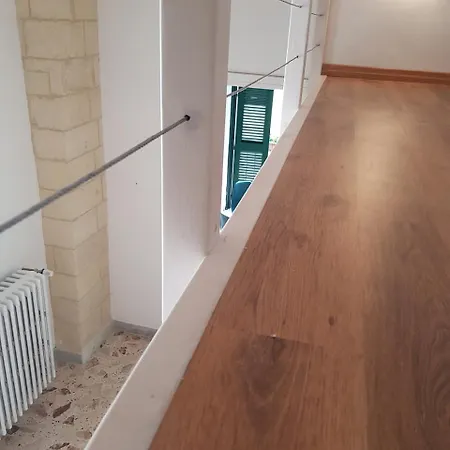 Dimora Santa Chiara Lägenhet *