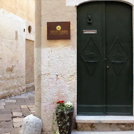 Dimora Santa Chiara Bed & Breakfast 2*