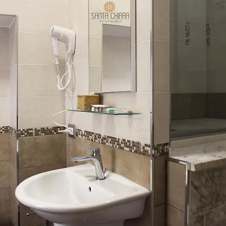 Dimora Santa Chiara Bed & Breakfast 2*
